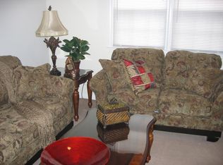 2400 Meadowbrook Ave APT A, New Bern, NC 28562