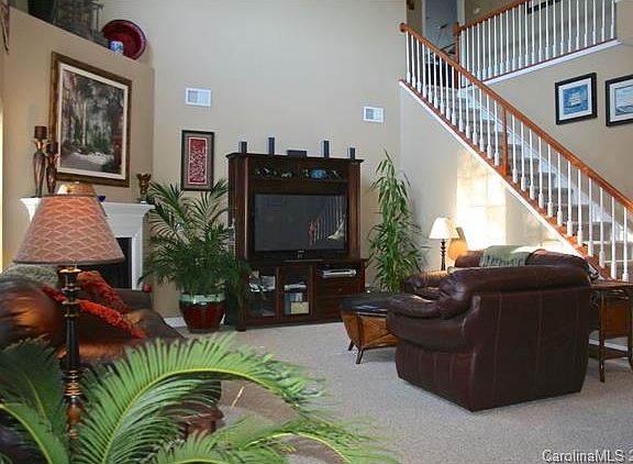 2nd image of 8101 Brisbin Dr