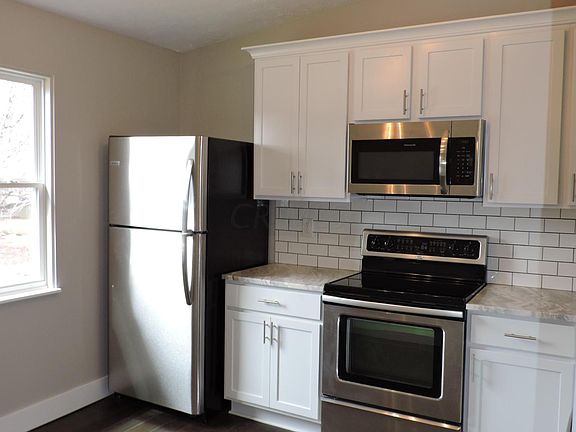 3rd image of 6036 Bitterroot Dr