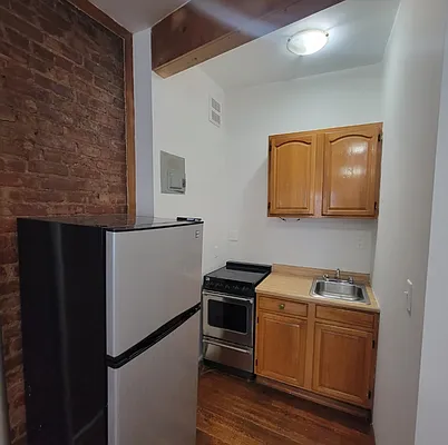 Rented by Oxford Property Group | media 8