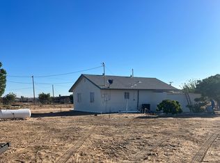 9076 Deep Creek Rd, Apple Valley, CA 92308