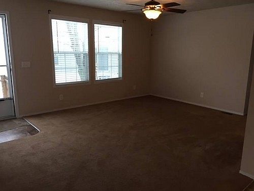 2nd image of 319 Blue Oak Dr