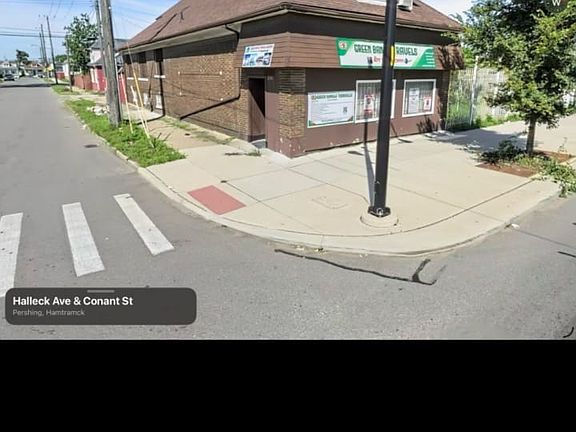5th image of 12501 Conant St