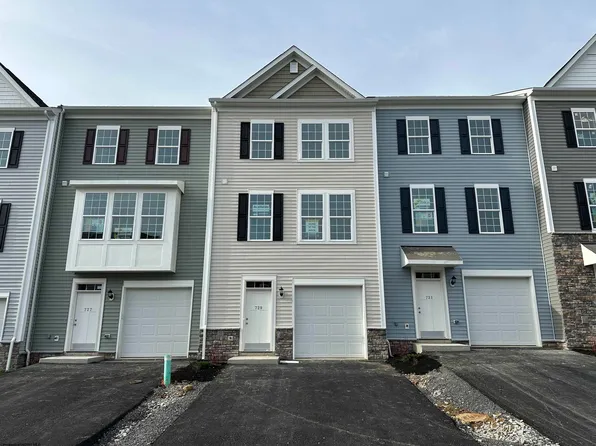 729 Mulligan Ct, Maidsville, WV 26541