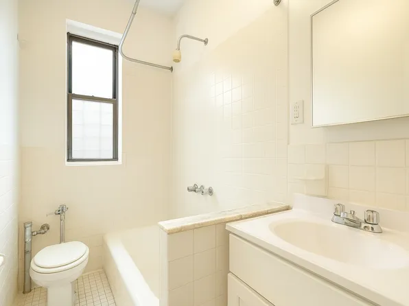 150 Haven Avenue image 12 of 16