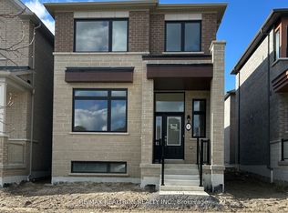 9 Mountainside Cres, Whitby, ON L1R0P5