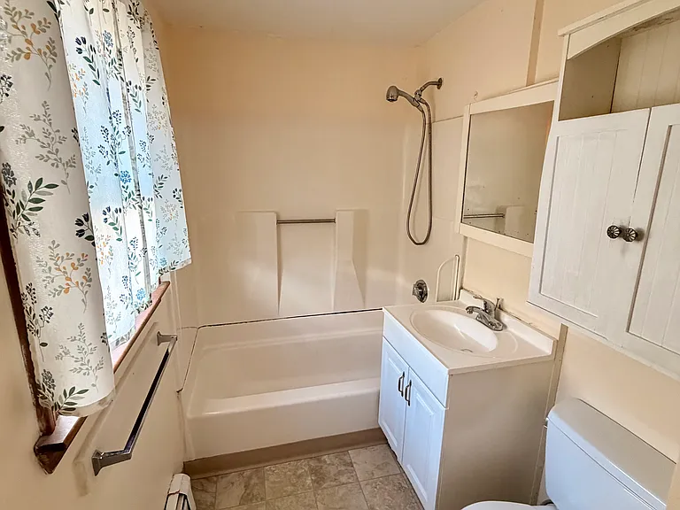 1014 Park Ave #2 — Photo 5