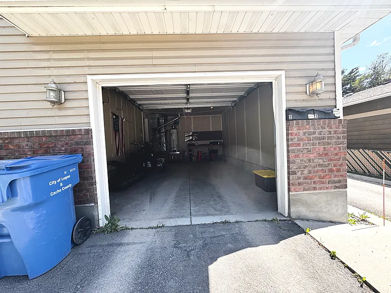 240 E 300 N #1 — Photo 18