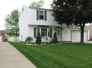 1020 E 346th St, Eastlake, OH 44095