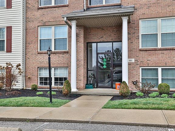 3rd image of 161 Palisades Pointe #1