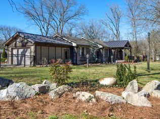 717 Brook Hollow Rd, Nashville, TN 37205