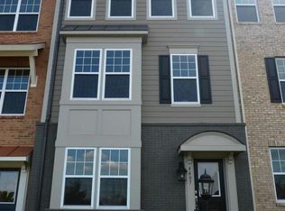 44073 Eastgate View Dr, Chantilly, VA 20152