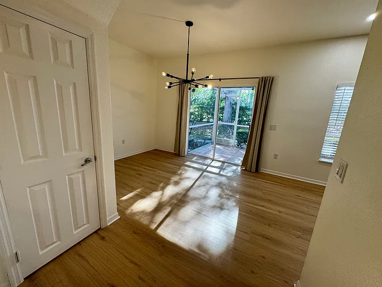 7702 Plantation Cir — Photo 10