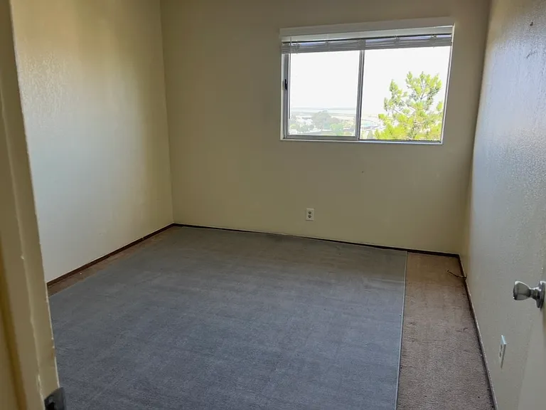 173 Platinum Ct — Photo 3