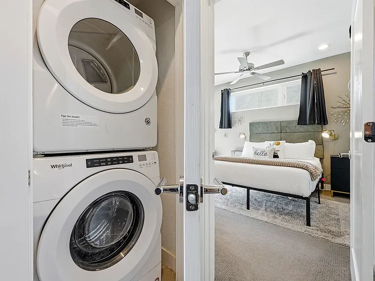 1731 Irving St #105 — Photo 41