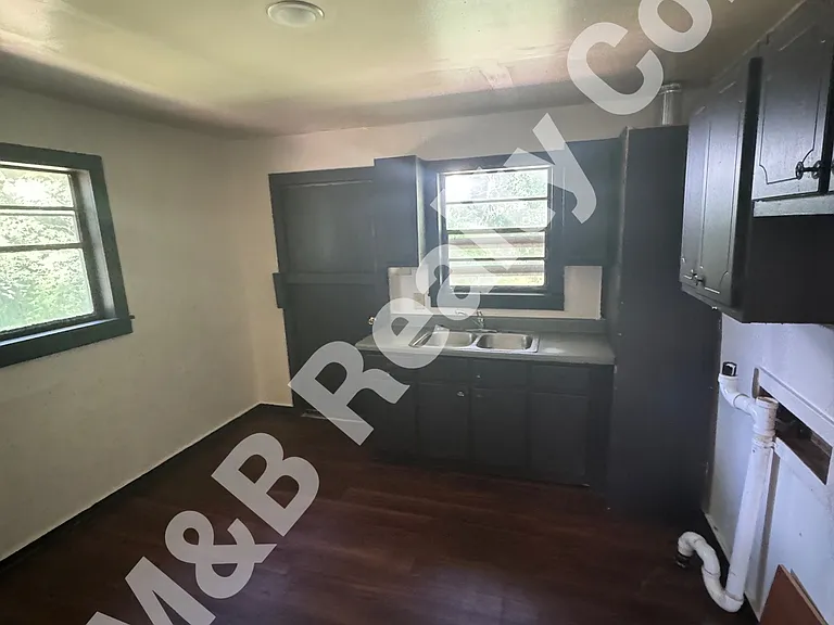 1405 Next St #A — Photo 4