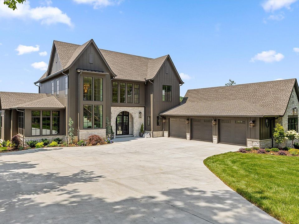 1st image of 8142 Mountain Laurel Trl #14