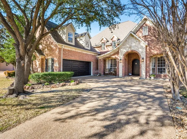 1105 Winding Brook Dr, Garland, TX 75044