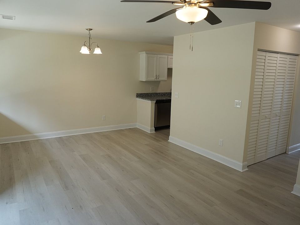 2036 Sloop Point Loop Rd Hampstead NC Zillow