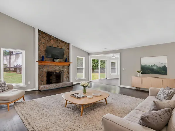 56 Shadowmoss Pkwy, Charleston, SC 29414