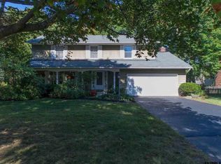29 Fairway Ave, Delmar, NY 12054
