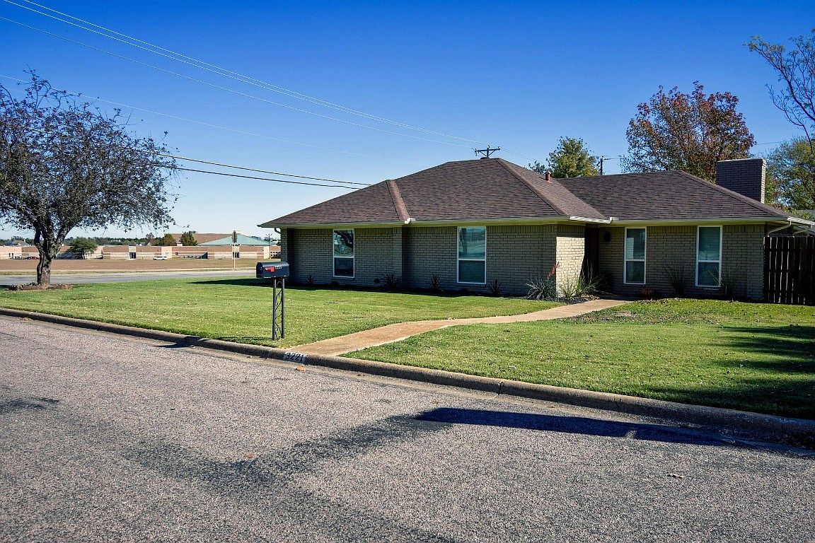 3221 N Marseille Ln, Sherman TX - photo 2