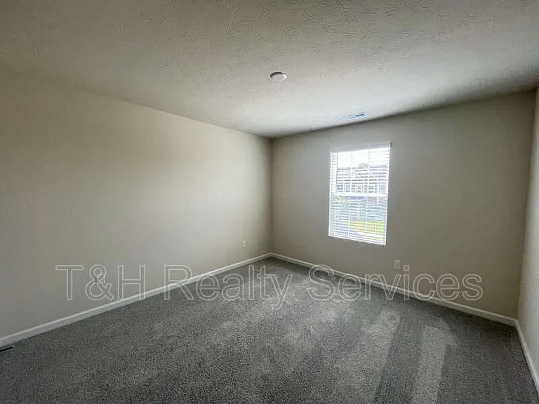 13132 Himalaya Cir — Photo 15