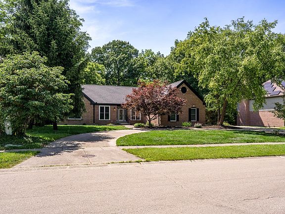 2nd image of 956 Palomar Dr