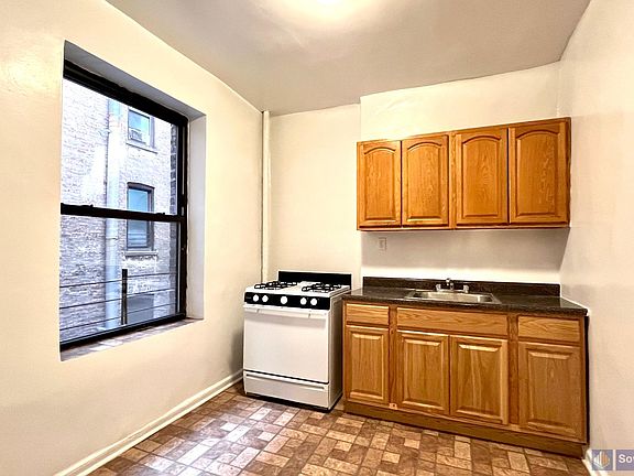 5th image of 108 Park Ter E #B6