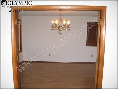 5th image of 2239 Crestline Blvd NW