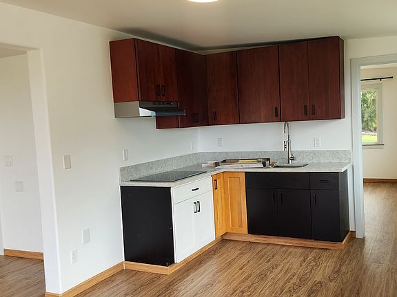 4th image of 815 Ahuwale St #A