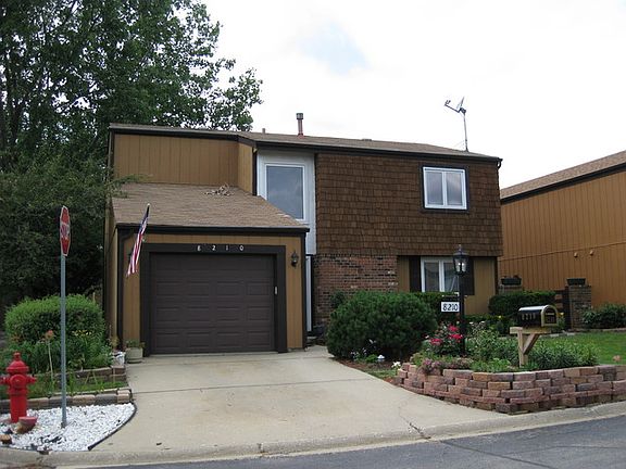 2nd image of 8210 Park Crest Dr