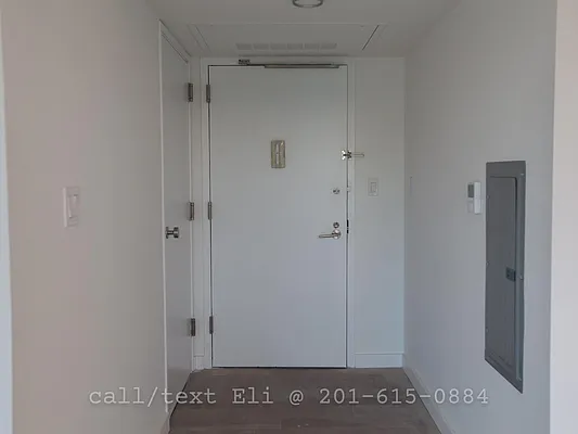 Rented by Arwell Realty | media 10