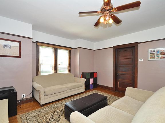 3rd image of 2884 North St