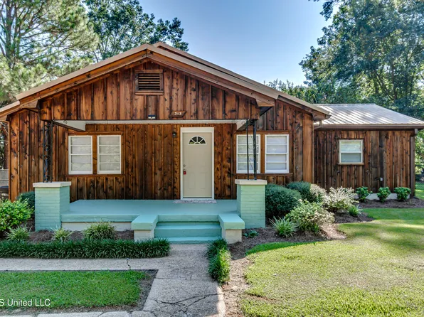 313 5th Ave SE, Magee, MS 39111