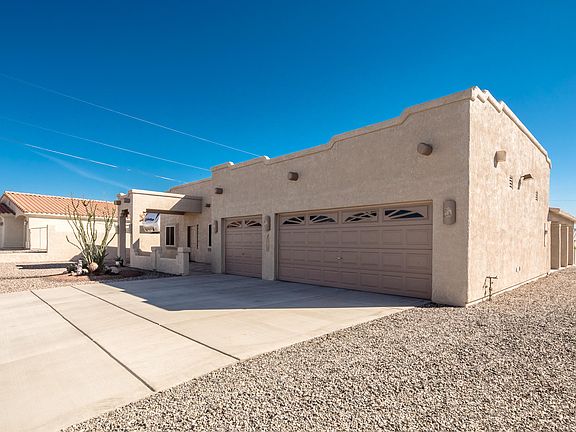 3rd image of 3750 Cattail Dr