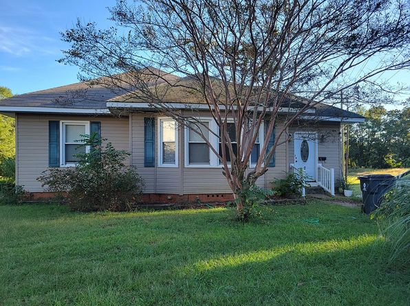26 Little St