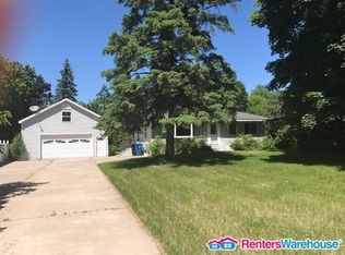 1473 Onondaga St NE, Fridley, MN 55432