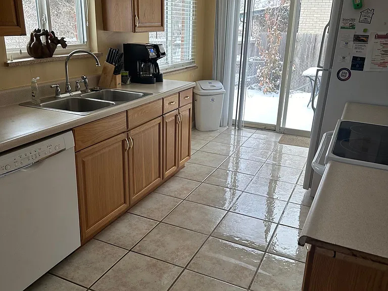 1552 S Everett St — Photo 6