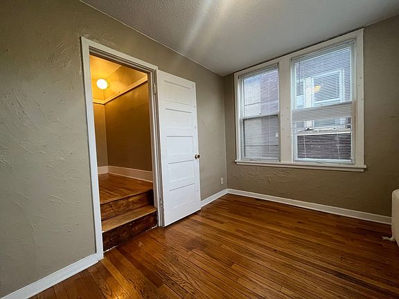 5th image of 478 Herschel St APT 3