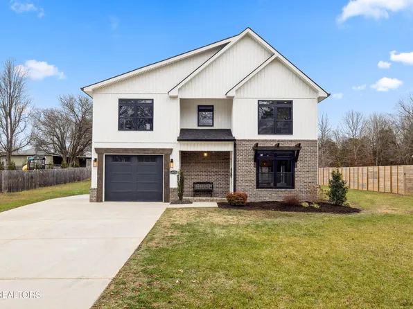 4628 W Beaver Creek Dr, Powell, TN 37849