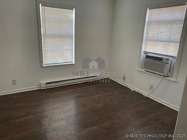 106 N M St — Photo 7