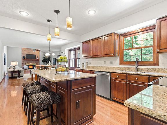 4th image of 7326 Penneyroyal Pl