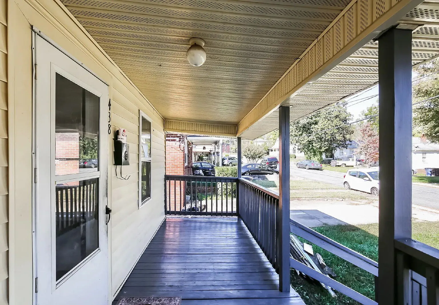 2 bed, 1.0 bath, $1,195 — Photo 1