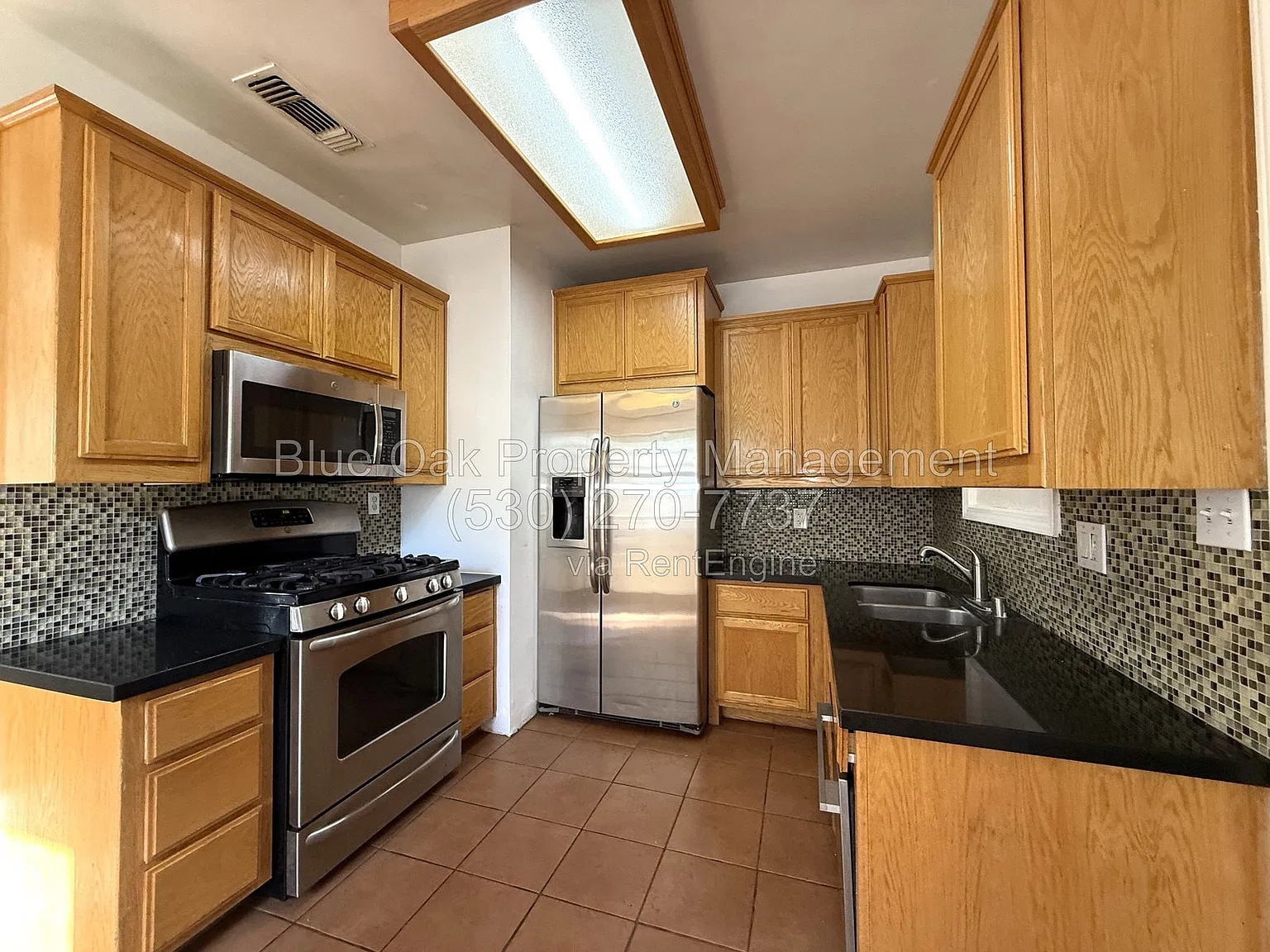 2 bed, 1.0 bath, 1089 sqft, $1,650 — Photo 4