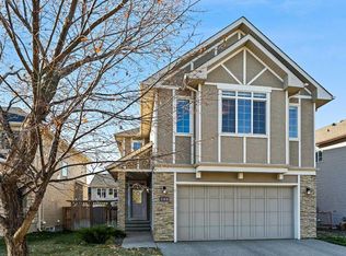 182 E Cranarch Pl SE, Calgary, AB T3M 0W7