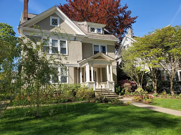 198 Edwards St APT 4, New Haven, CT 06511