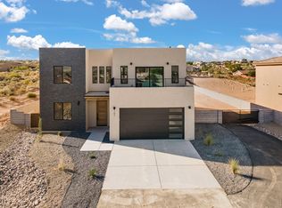 701 Monterrey Rd NE, Rio Rancho, NM 87144