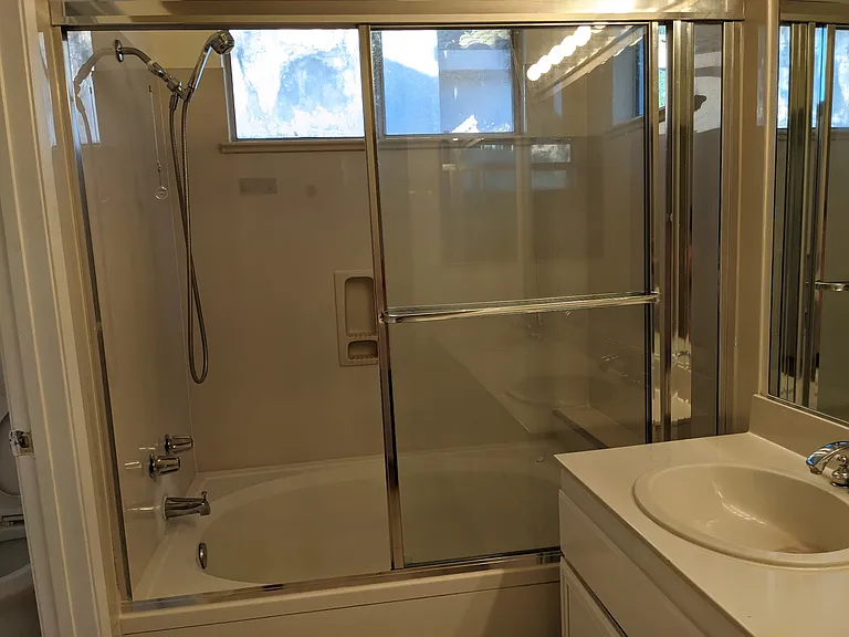 4813 Bridle Ct — Photo 10