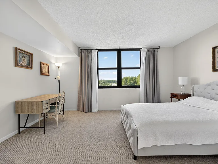 3400 N Ocean Dr #408 — Photo 10